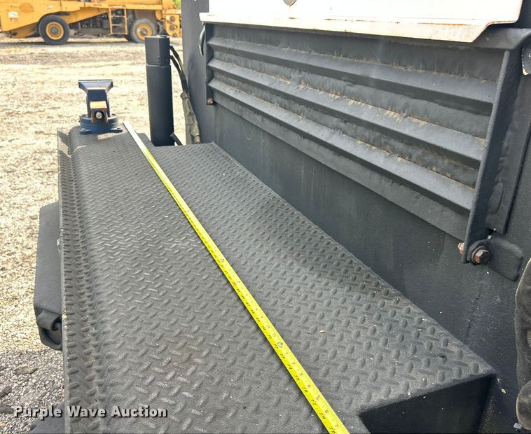 image for item ET3468 2002 Freightliner FL60 utility / service truck