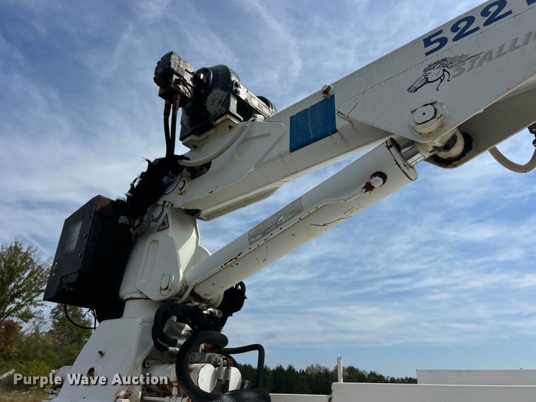 image for item ET3468 2002 Freightliner FL60 utility / service truck