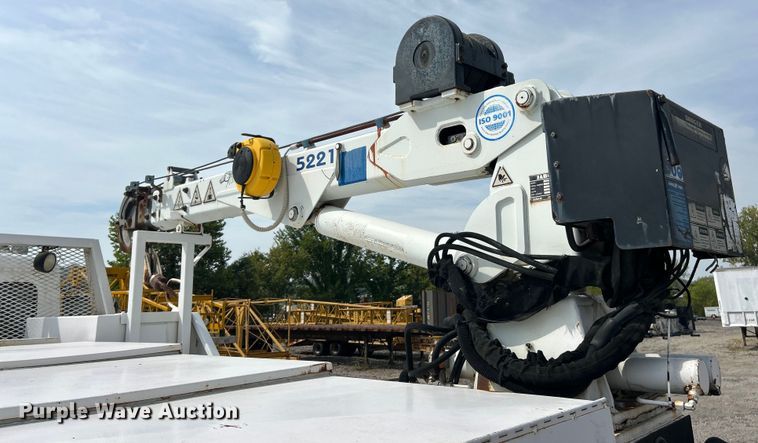 image for item ET3468 2002 Freightliner FL60 utility / service truck