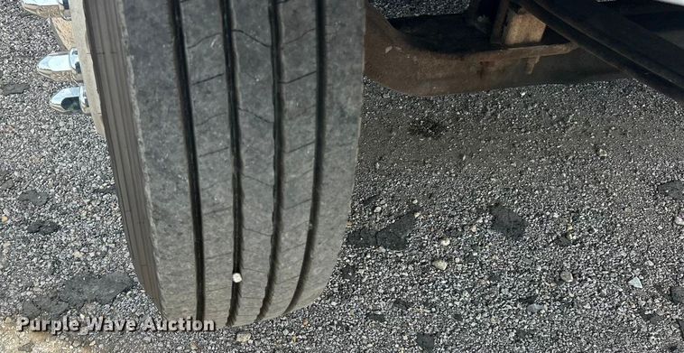 image for item ET3468 2002 Freightliner FL60 utility / service truck