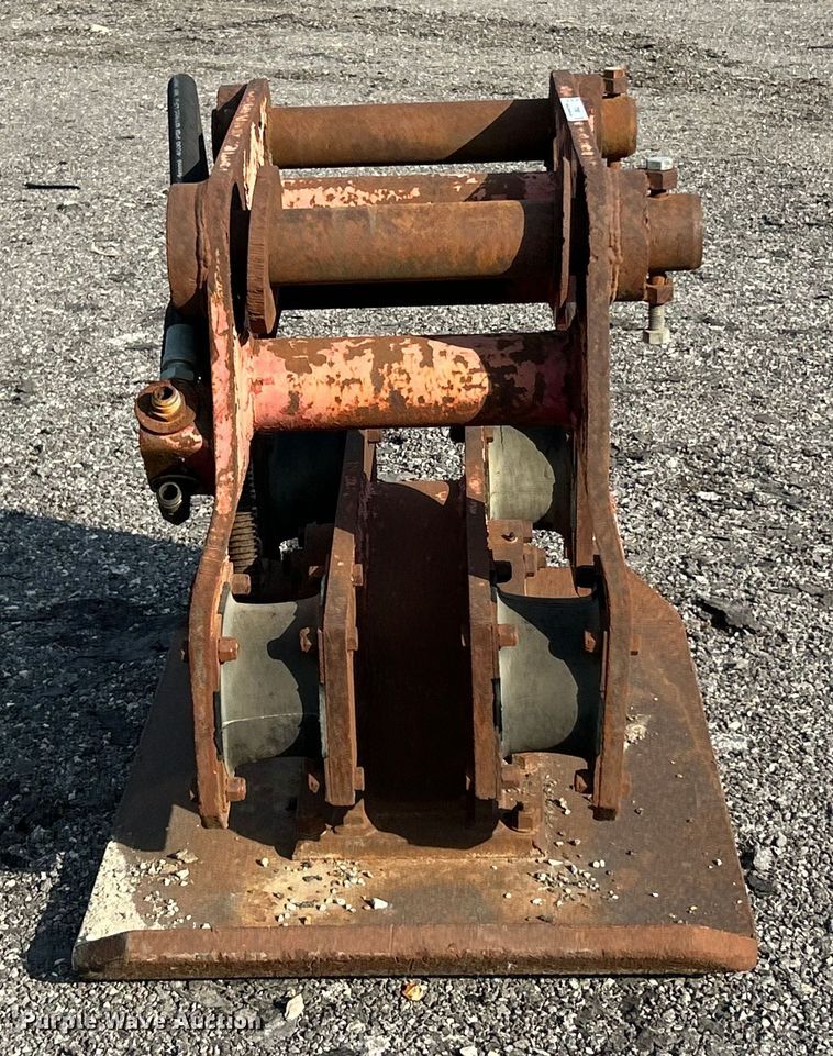 image for item ET3469 Allied excavator plate compactor