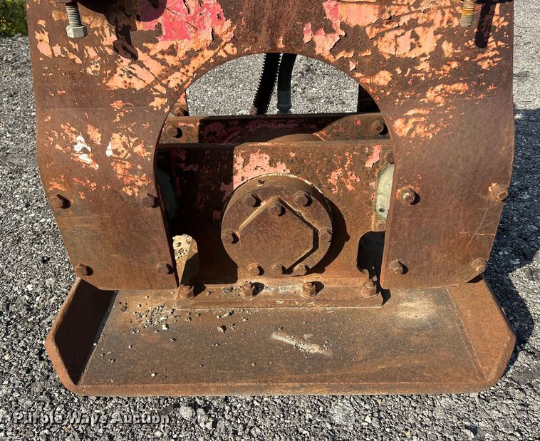image for item ET3469 Allied excavator plate compactor