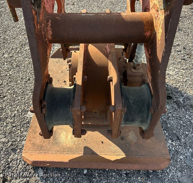 image for item ET3469 Allied excavator plate compactor