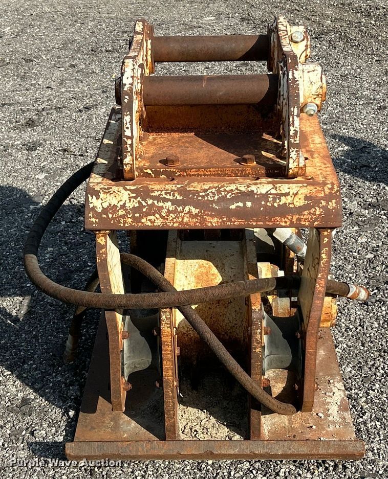 image for item ET3470 C&P Attachments excavator plate compactor