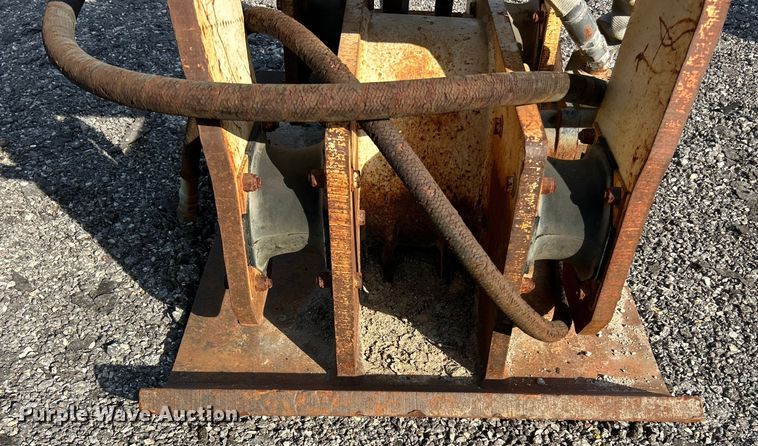 image for item ET3470 C&P Attachments excavator plate compactor