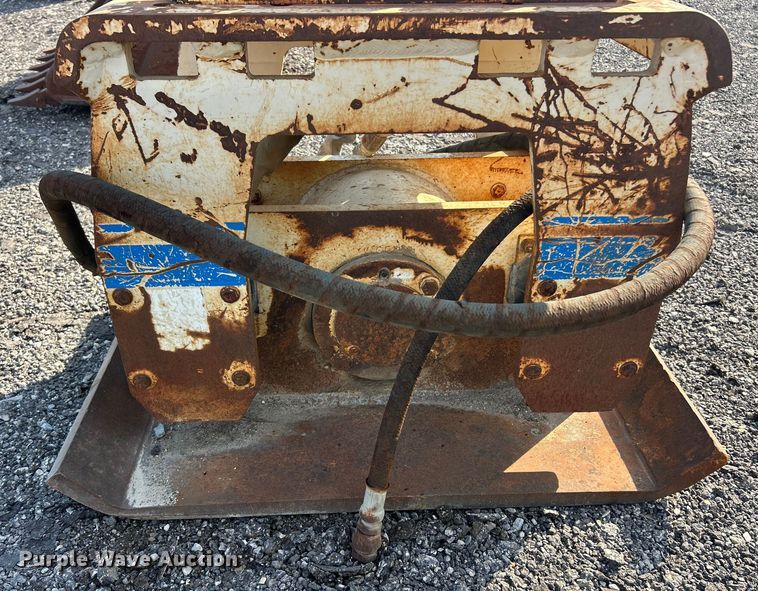 image for item ET3470 C&P Attachments excavator plate compactor