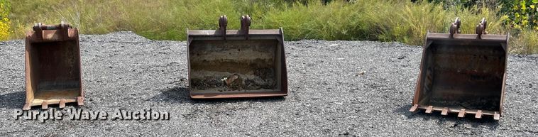 image for item ET3471 (3) backhoe buckets