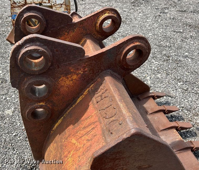 image for item ET3471 (3) backhoe buckets