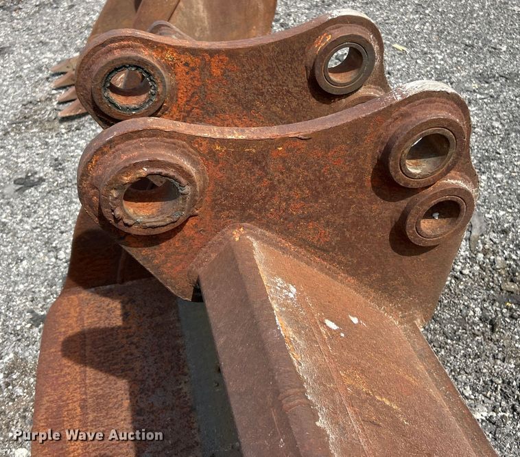 image for item ET3471 (3) backhoe buckets