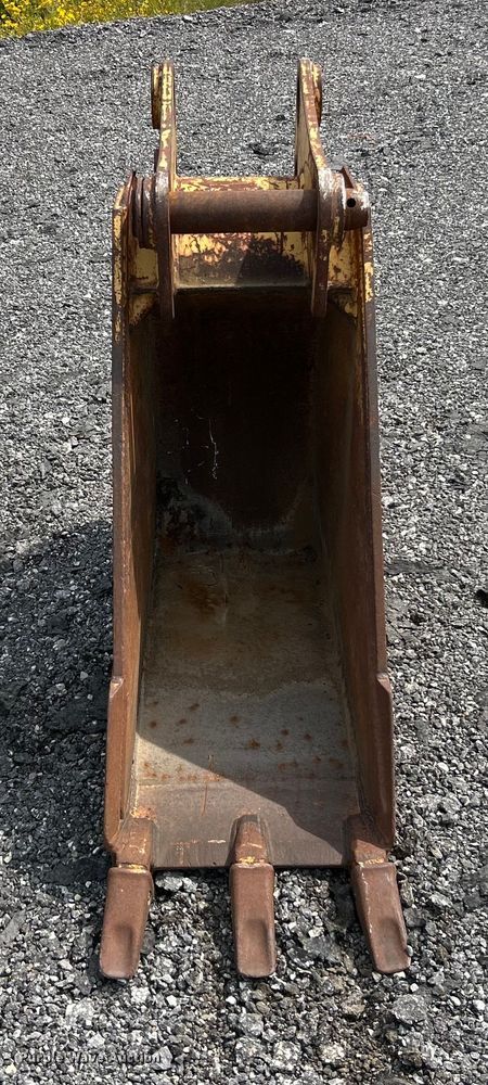 image for item ET3472 (2) backhoe buckets