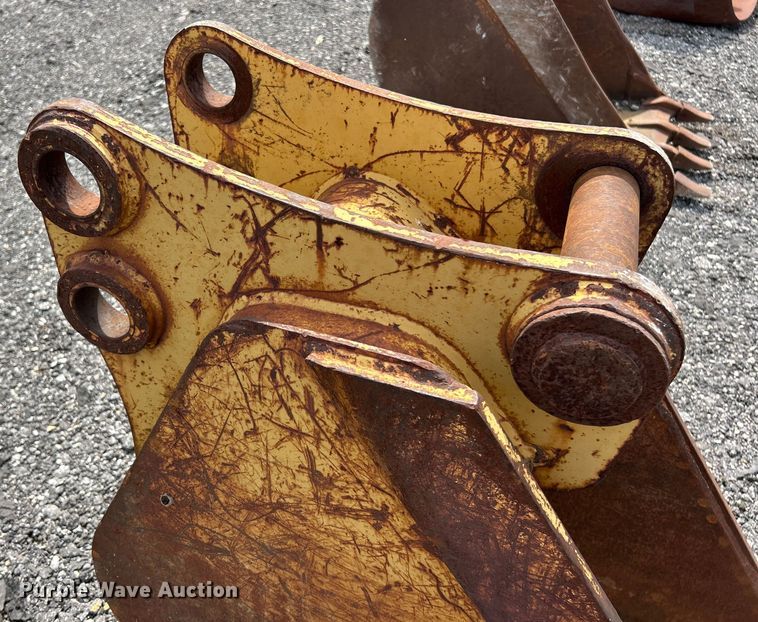 image for item ET3472 (2) backhoe buckets