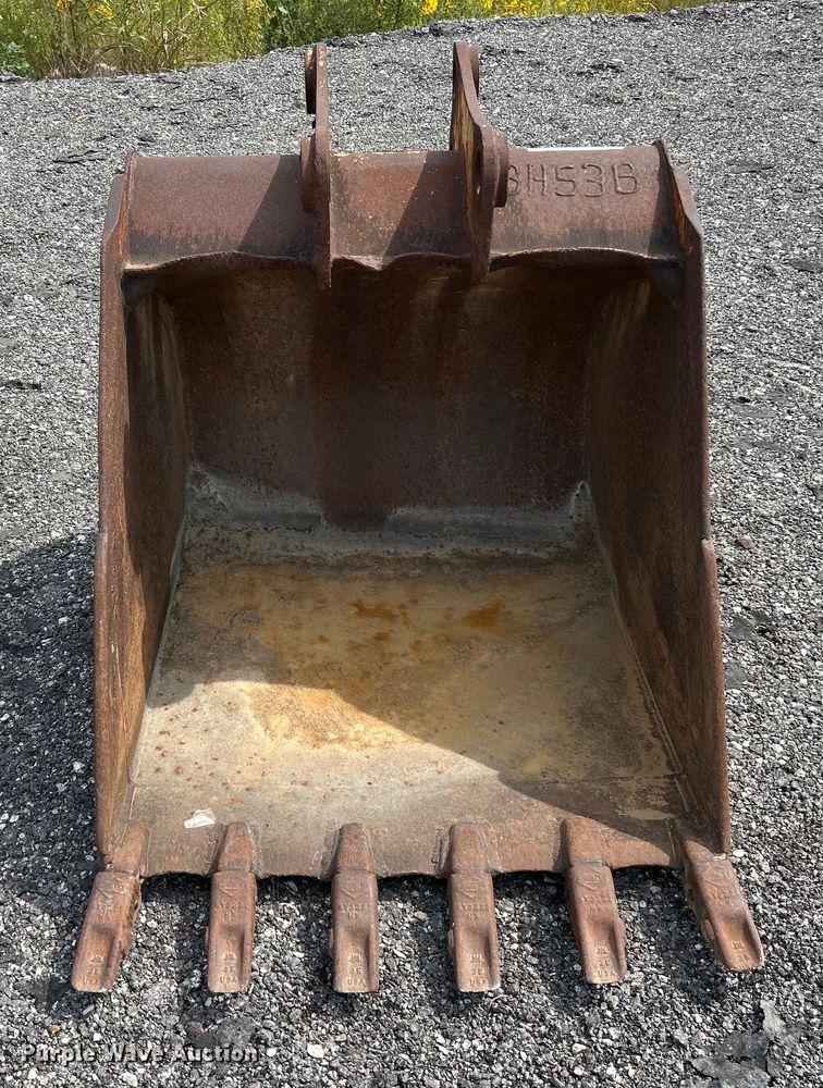 image for item ET3472 (2) backhoe buckets