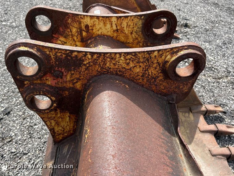 image for item ET3472 (2) backhoe buckets