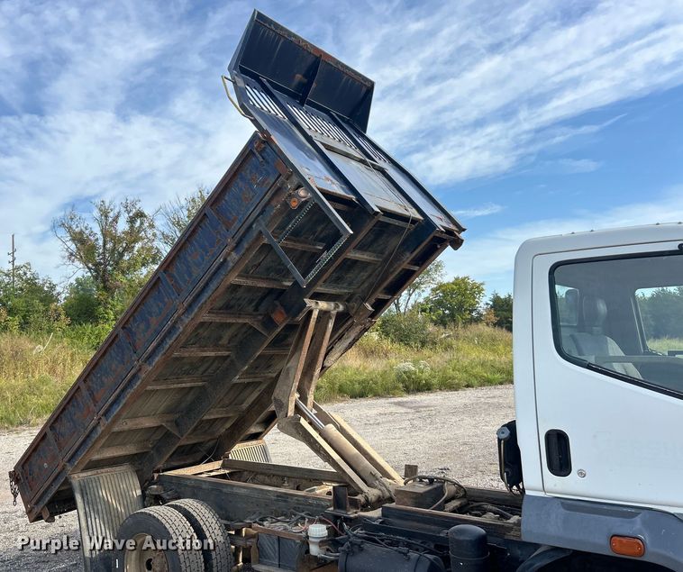 image for item ET3477 1996 Mitsubishi Fuso FH211 dump flatbed truck