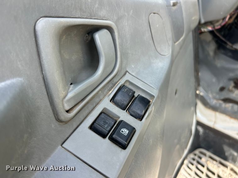 image for item ET3477 1996 Mitsubishi Fuso FH211 dump flatbed truck