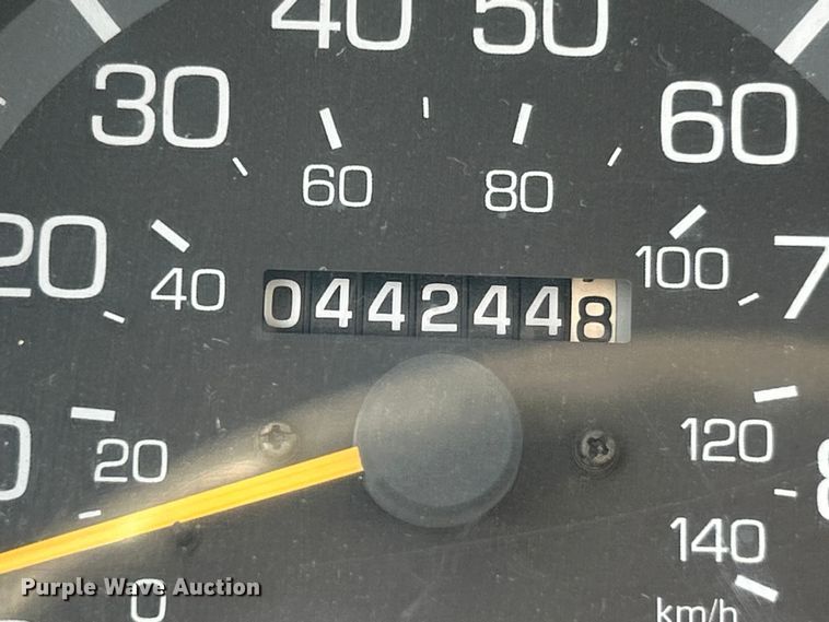 image for item ET3477 1996 Mitsubishi Fuso FH211 dump flatbed truck