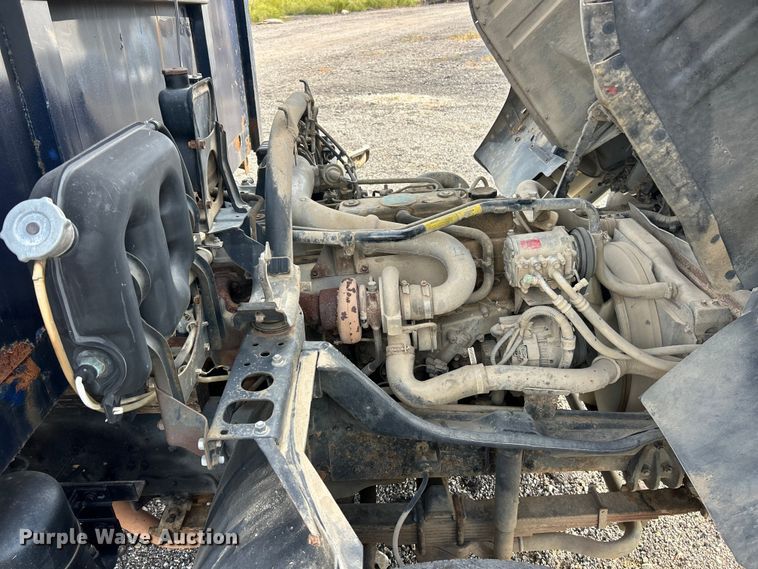 image for item ET3477 1996 Mitsubishi Fuso FH211 dump flatbed truck