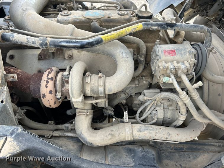 image for item ET3477 1996 Mitsubishi Fuso FH211 dump flatbed truck