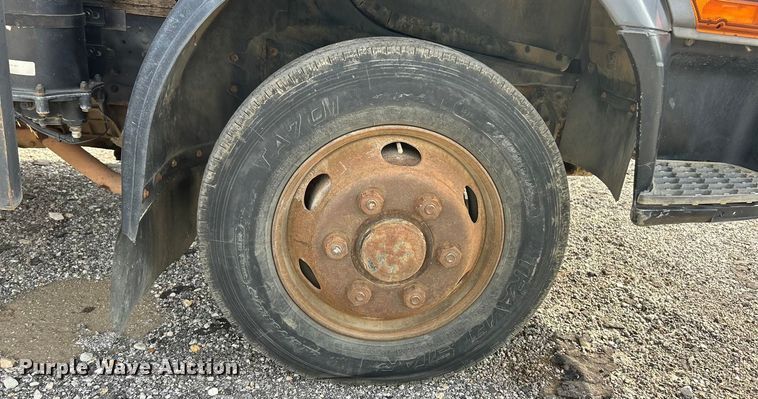 image for item ET3477 1996 Mitsubishi Fuso FH211 dump flatbed truck