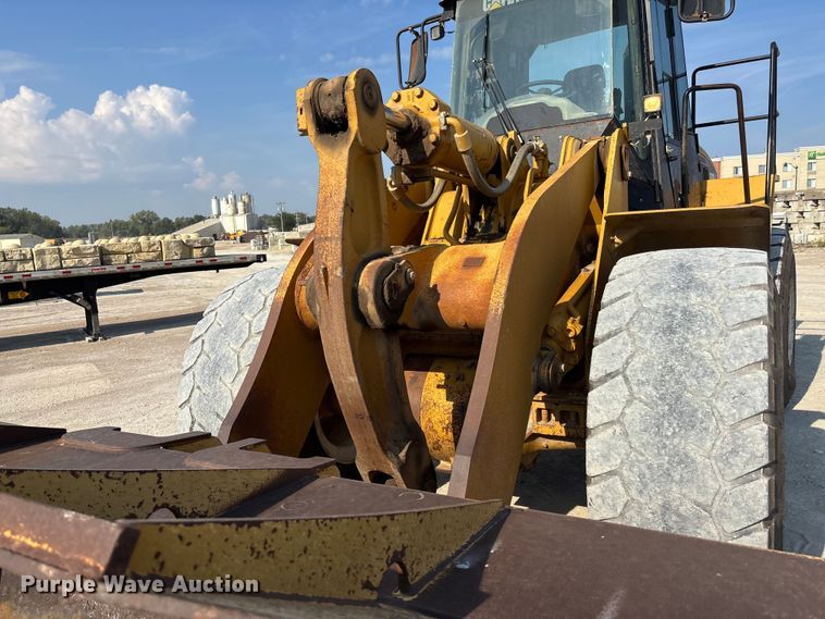 image for item ET4611 2005 Caterpillar 972G Series II wheel loader