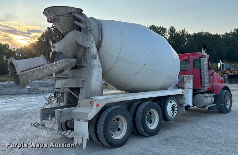 image for item ET4612 2007 Kenworth T800 ready mix truck