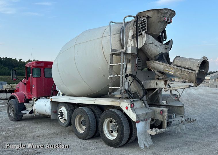image for item ET4612 2007 Kenworth T800 ready mix truck