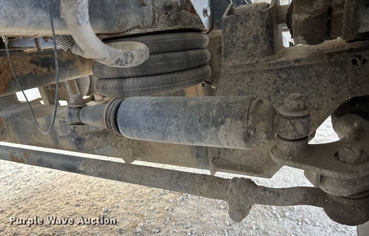 image for item ET4612 2007 Kenworth T800 ready mix truck