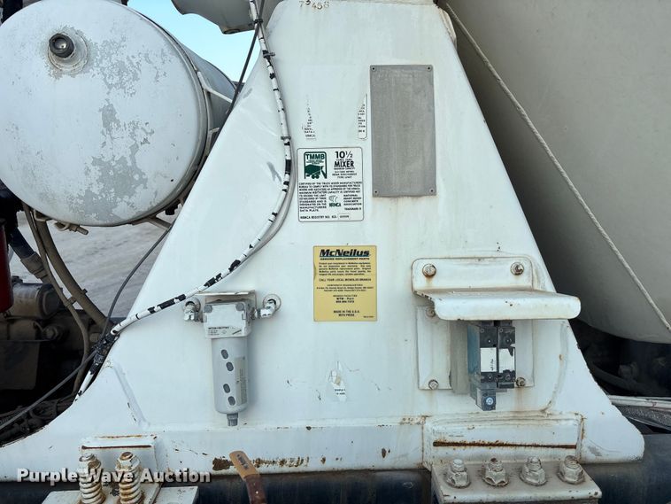 image for item ET4612 2007 Kenworth T800 ready mix truck