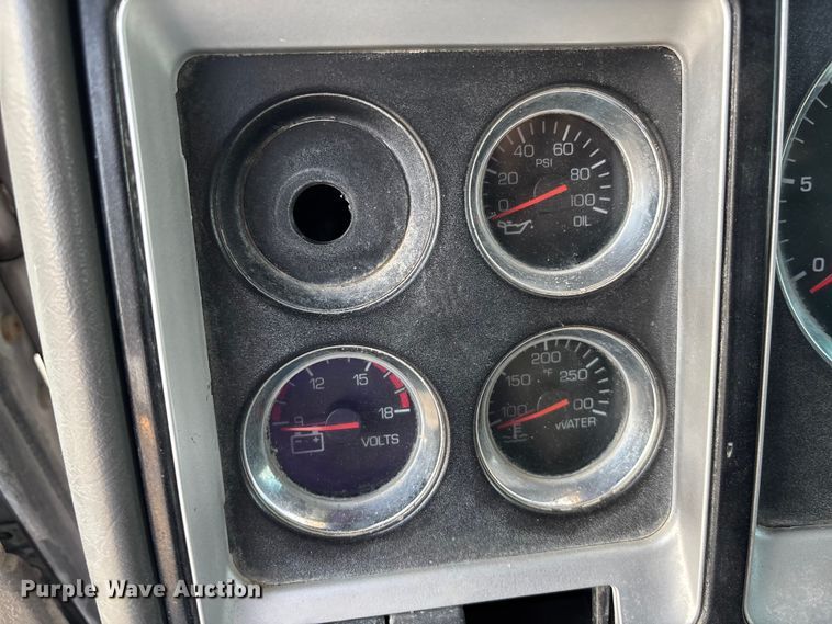 image for item ET4612 2007 Kenworth T800 ready mix truck