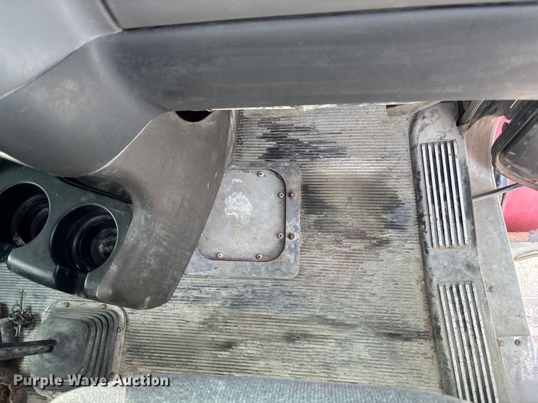 image for item ET4612 2007 Kenworth T800 ready mix truck