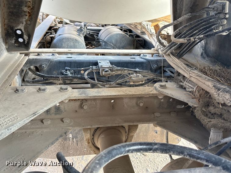 image for item ET4613 2007 Kenworth T800 ready mix truck