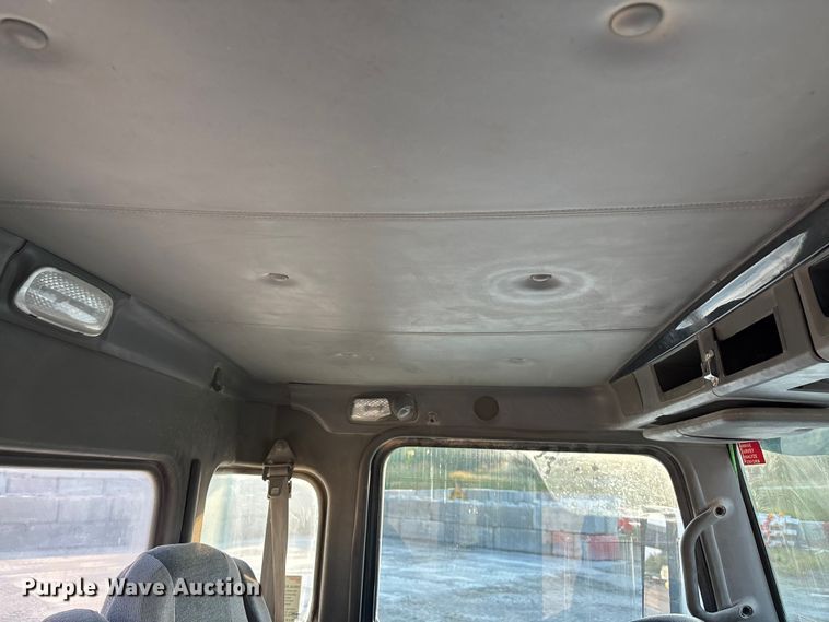 image for item ET4613 2007 Kenworth T800 ready mix truck