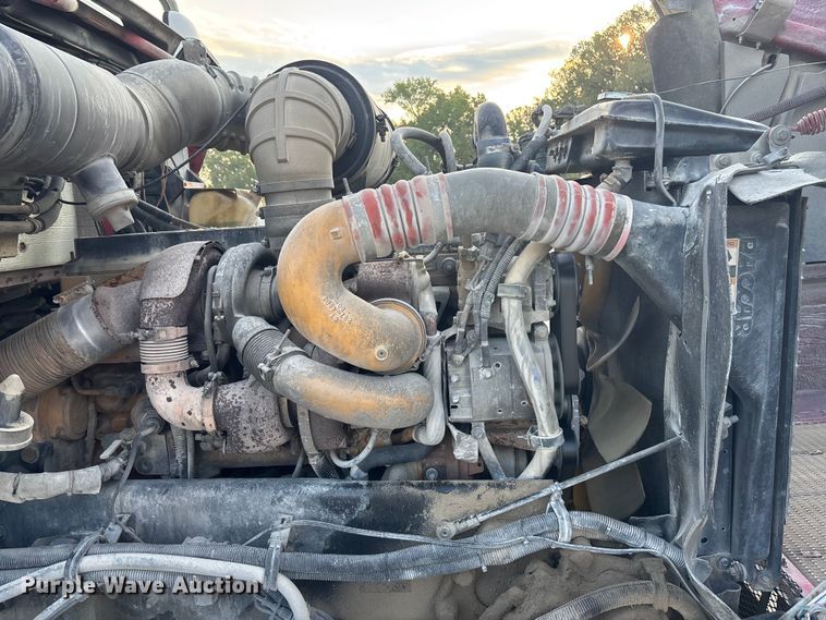 image for item ET4613 2007 Kenworth T800 ready mix truck