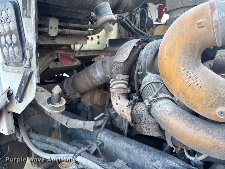 image for item ET4613 2007 Kenworth T800 ready mix truck