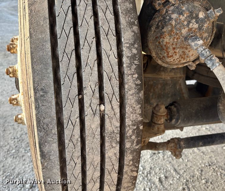 image for item ET4613 2007 Kenworth T800 ready mix truck