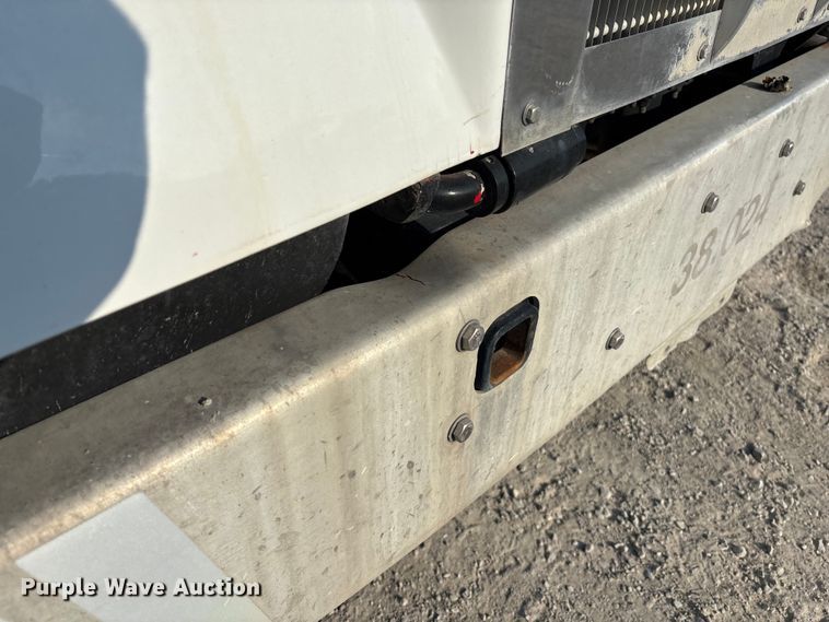 image for item ET4614 2004 Kenworth W900 ready mix truck