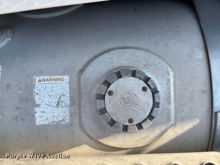 image for item ET4614 2004 Kenworth W900 ready mix truck