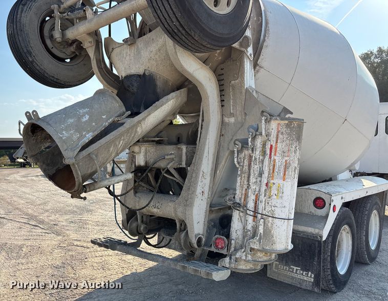image for item ET4614 2004 Kenworth W900 ready mix truck