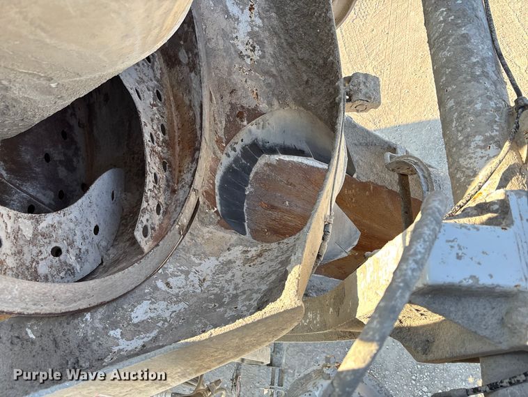 image for item ET4614 2004 Kenworth W900 ready mix truck