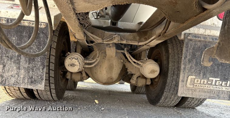 image for item ET4614 2004 Kenworth W900 ready mix truck