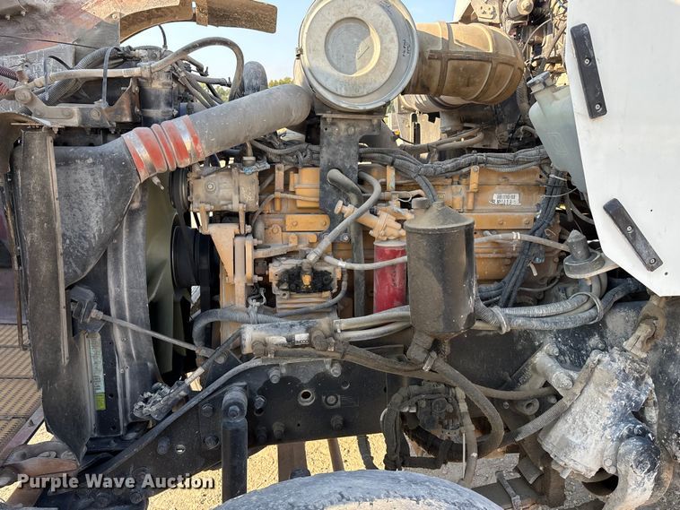 image for item ET4614 2004 Kenworth W900 ready mix truck