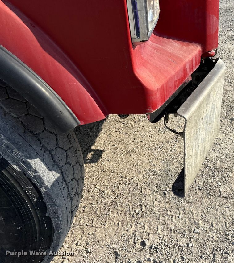 image for item ET4615 2002 Kenworth T800 ready mix truck