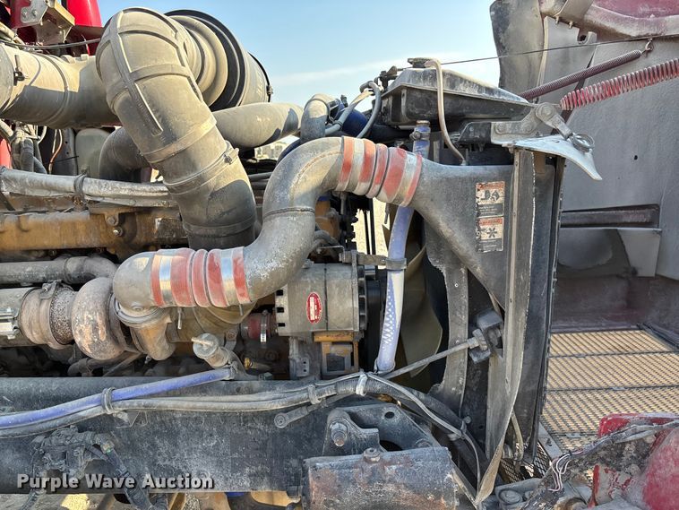 image for item ET4615 2002 Kenworth T800 ready mix truck