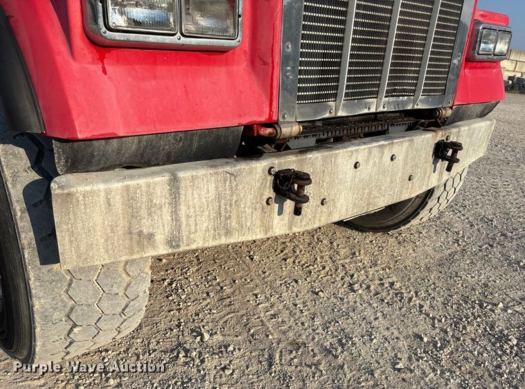 image for item ET4616 2002 Kenworth W900 ready mix truck