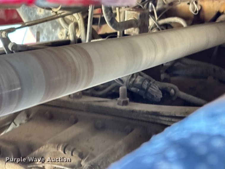 image for item ET4616 2002 Kenworth W900 ready mix truck