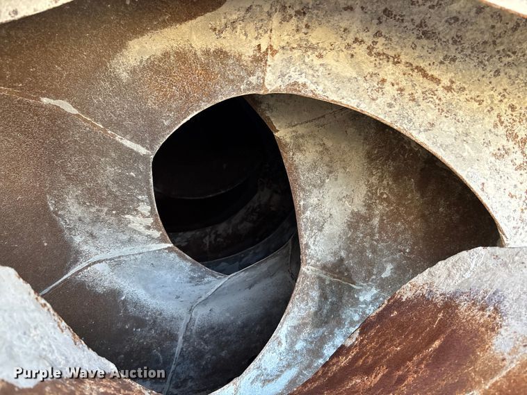 image for item ET4616 2002 Kenworth W900 ready mix truck