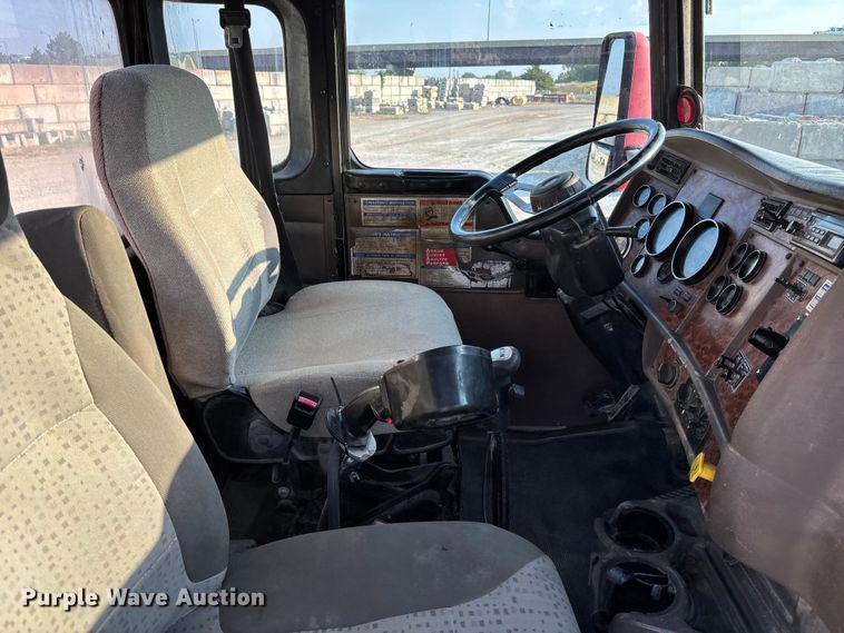 image for item ET4616 2002 Kenworth W900 ready mix truck