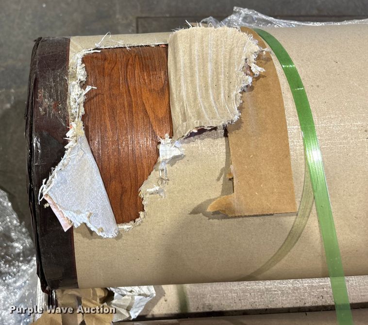 image for item ET4651 (11) rolls of flooring