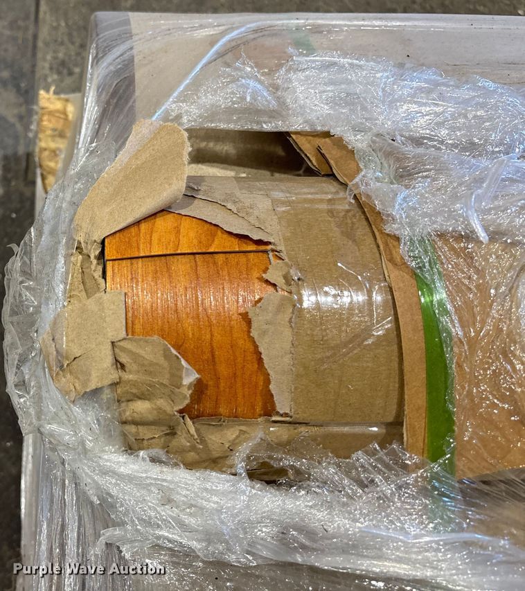 image for item ET4651 (11) rolls of flooring