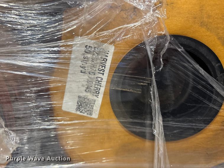 image for item ET4651 (11) rolls of flooring